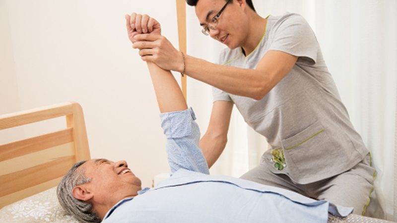 康复护理床尺寸规格：标准与选型要点解析
